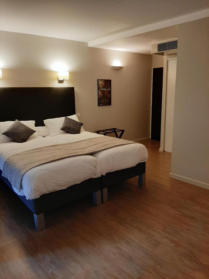 Hotel Auberge Du Vernet - Le Pin Solitaire L'Estrade Esterno foto